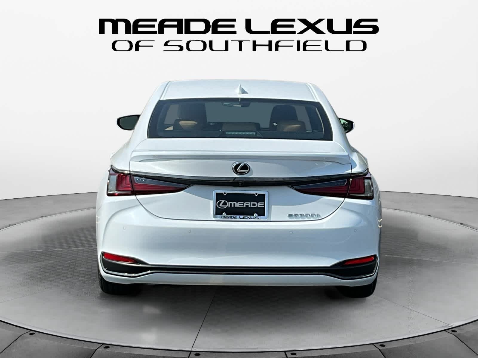 2025 Lexus ES HYBRID ES 300h F SPORT DESIGN