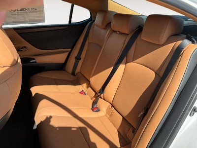 2025 Lexus ES 350