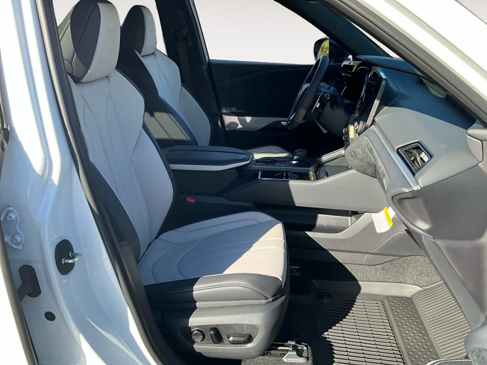 2026 Lexus TX HYBRID TX 500h F SPORT PERFORMANCE PREMIUM AWD