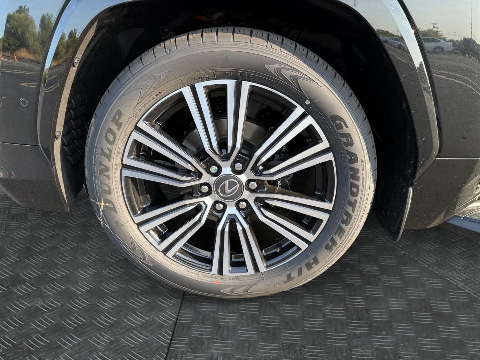 2025 Lexus LX HYBRID LX 700h LUXURY