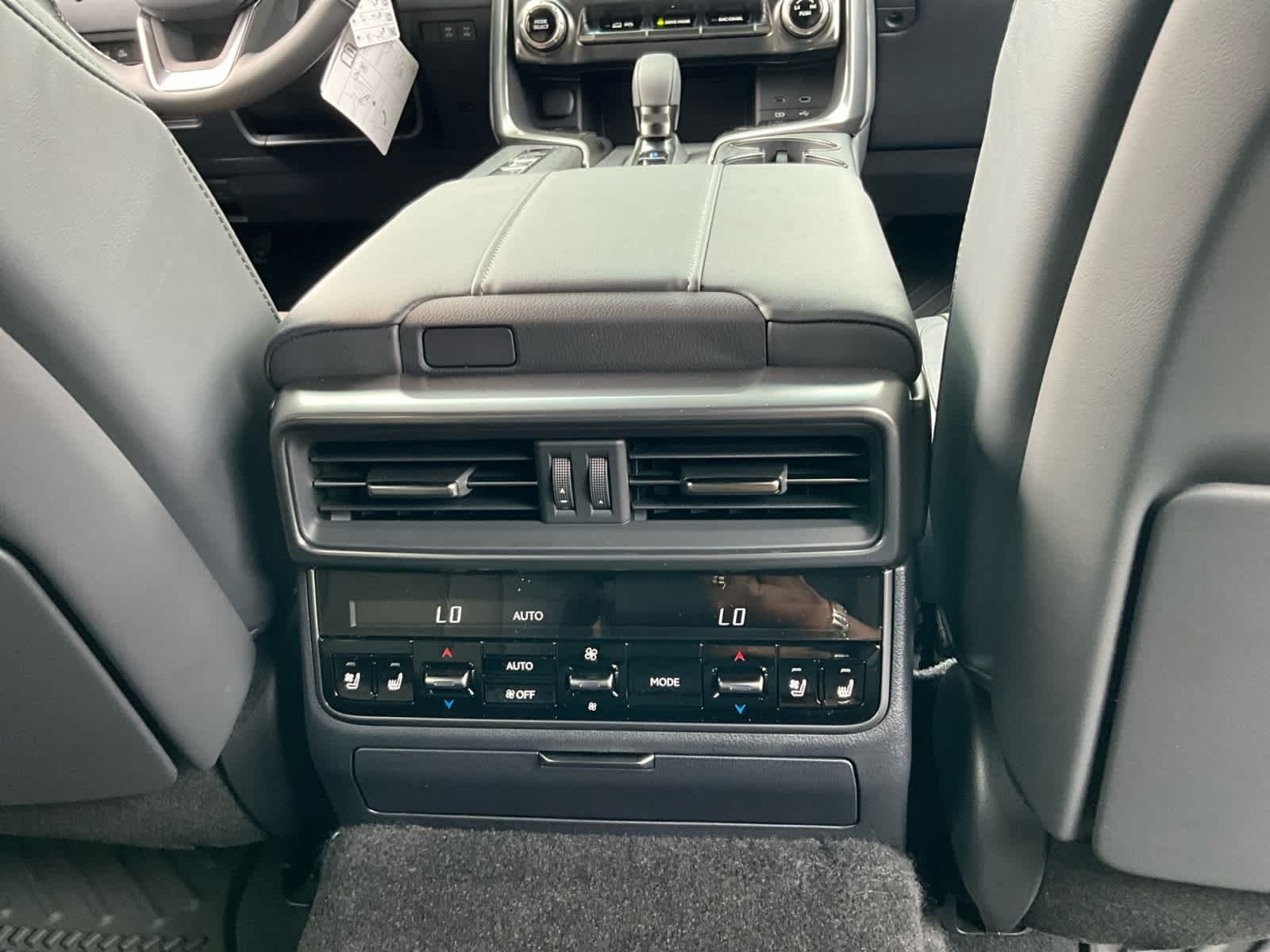 2025 Lexus LX HYBRID LX 700h OVERTRAIL