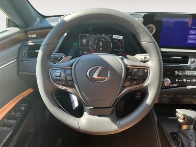 2025 Lexus ES HYBRID ES 300h