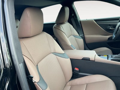 2025 Lexus ES HYBRID ES 300h