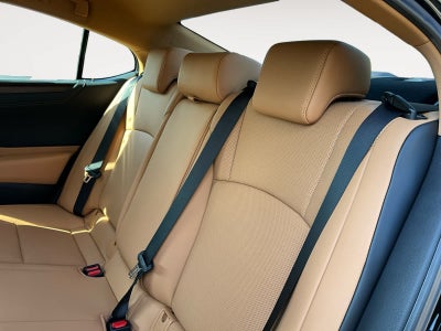 2025 Lexus ES HYBRID ES 300h F SPORT DESIGN