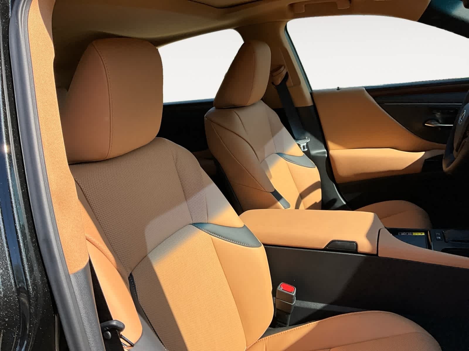 2025 Lexus ES HYBRID ES 300h F SPORT DESIGN