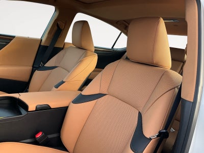 2025 Lexus ES HYBRID ES 300h F SPORT DESIGN