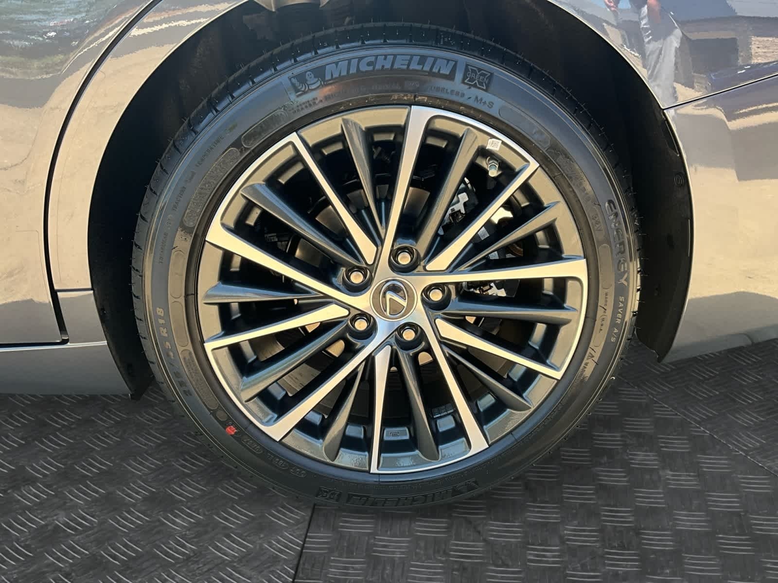 2025 Lexus ES HYBRID ES 300h