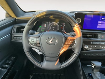2025 Lexus ES HYBRID ES 300h LUXURY