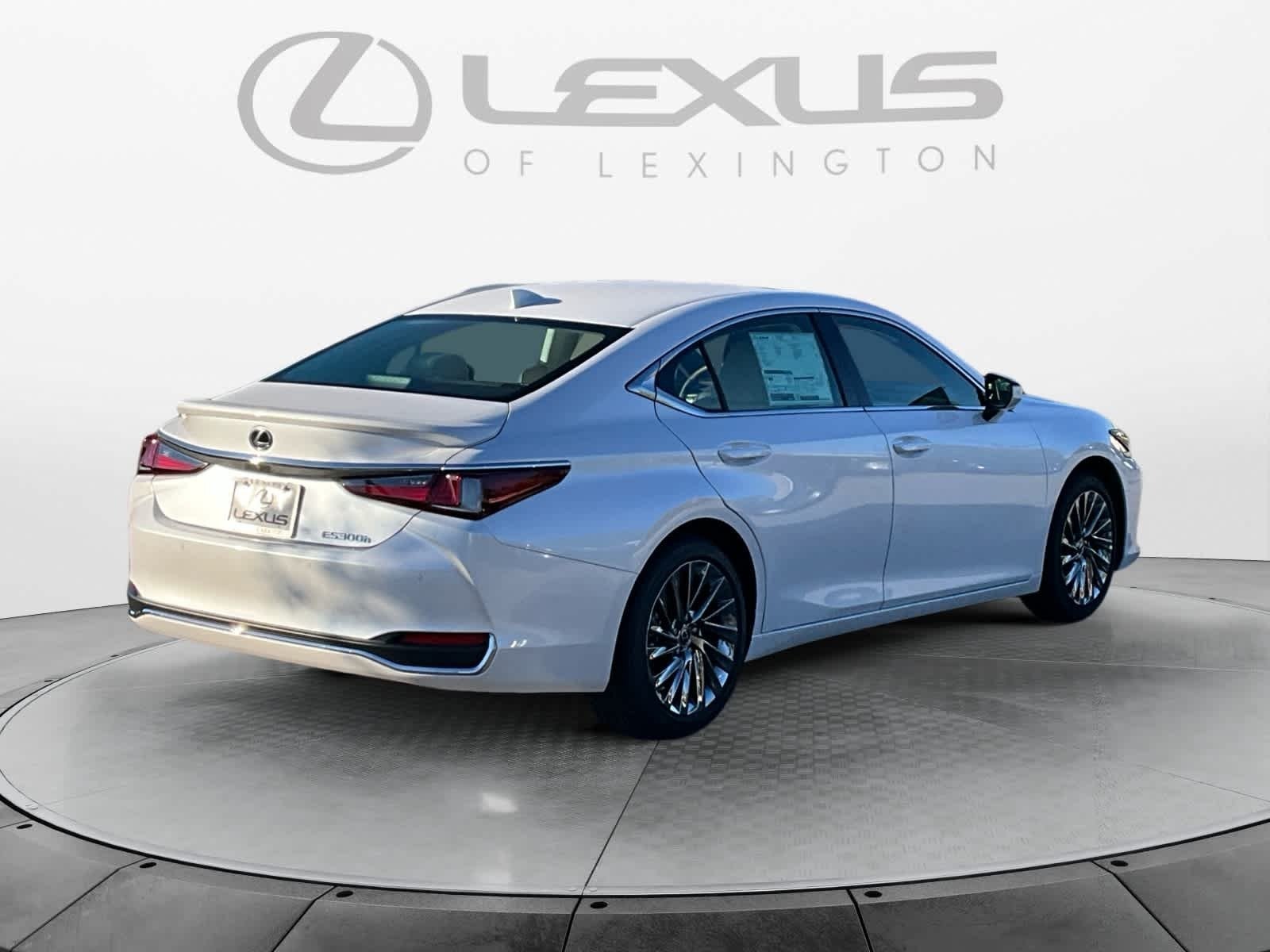 2025 Lexus ES HYBRID ES 300h LUXURY