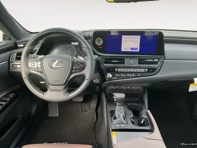 2025 Lexus ES HYBRID ES 300h LUXURY