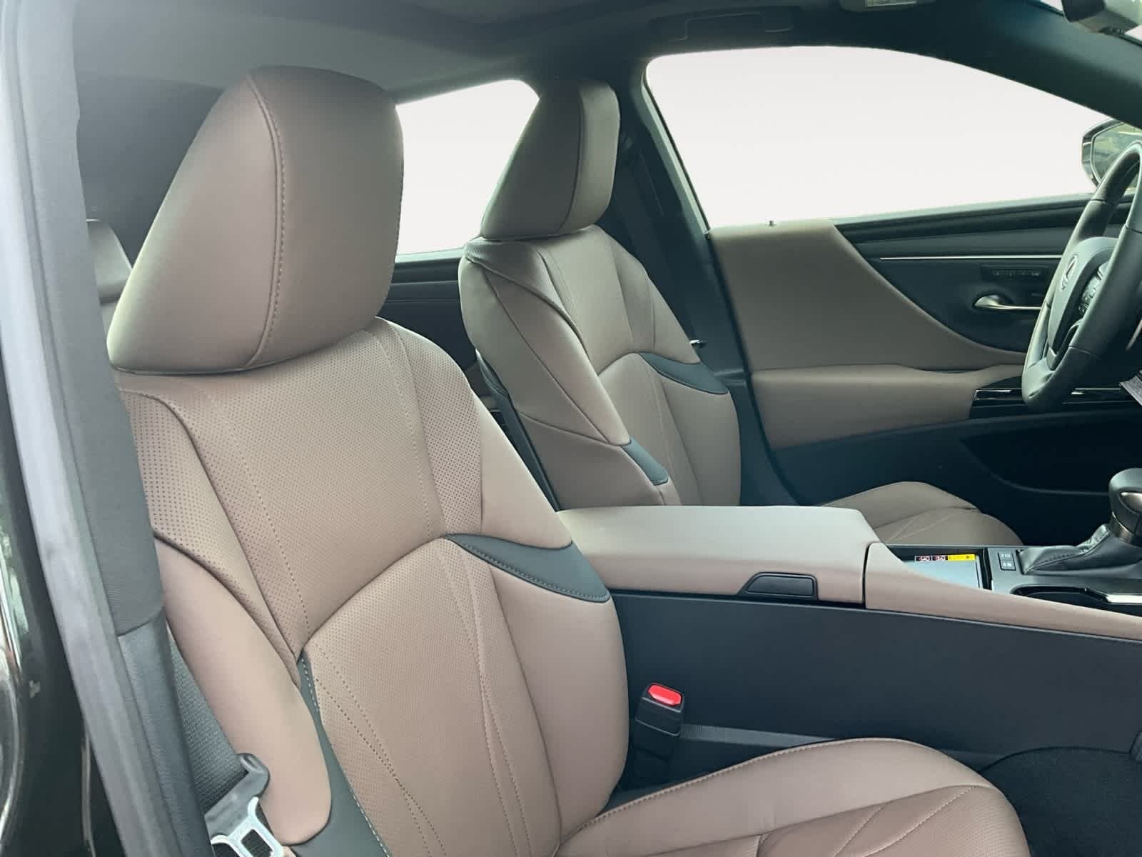 2025 Lexus ES HYBRID ES 300h LUXURY