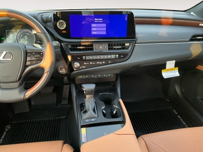 2025 Lexus ES HYBRID ES 300h LUXURY