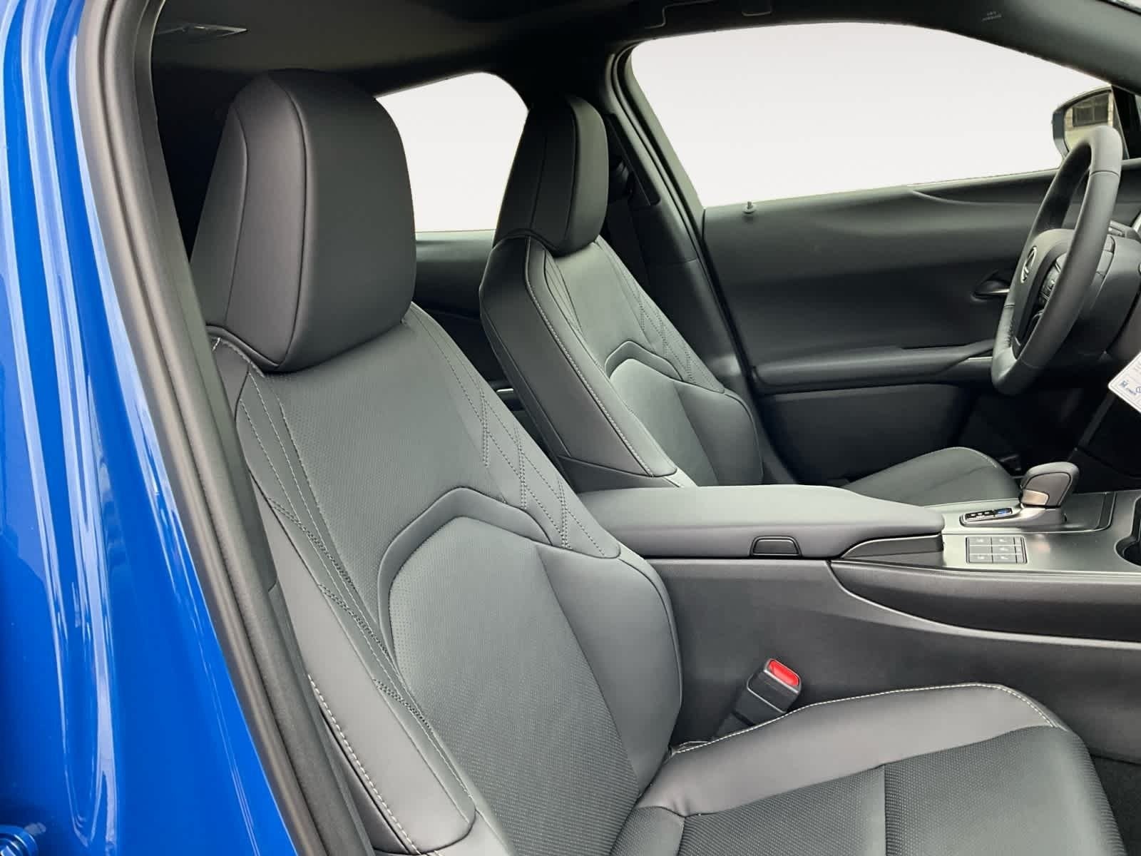 2025 Lexus UX HYBRID UX 300h PREMIUM AWD