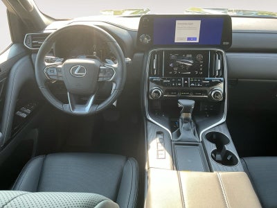 2025 Lexus LX 600 LUXURY