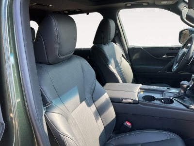 2025 Lexus LX 600 LUXURY