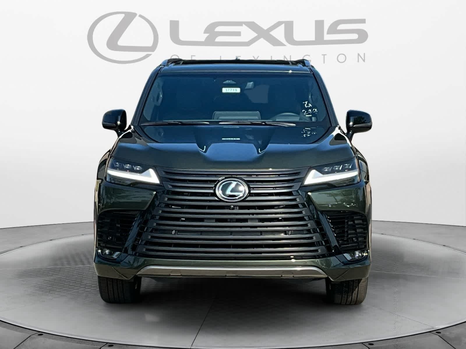 2025 Lexus LX 600 LUXURY