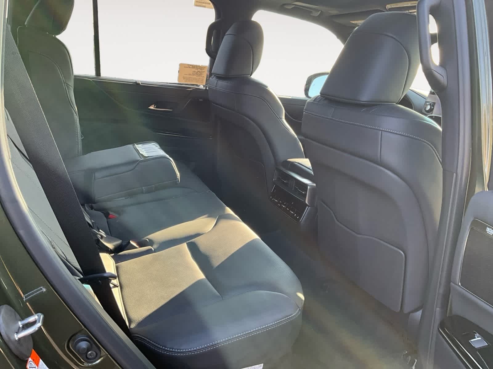 2025 Lexus LX 600 LUXURY