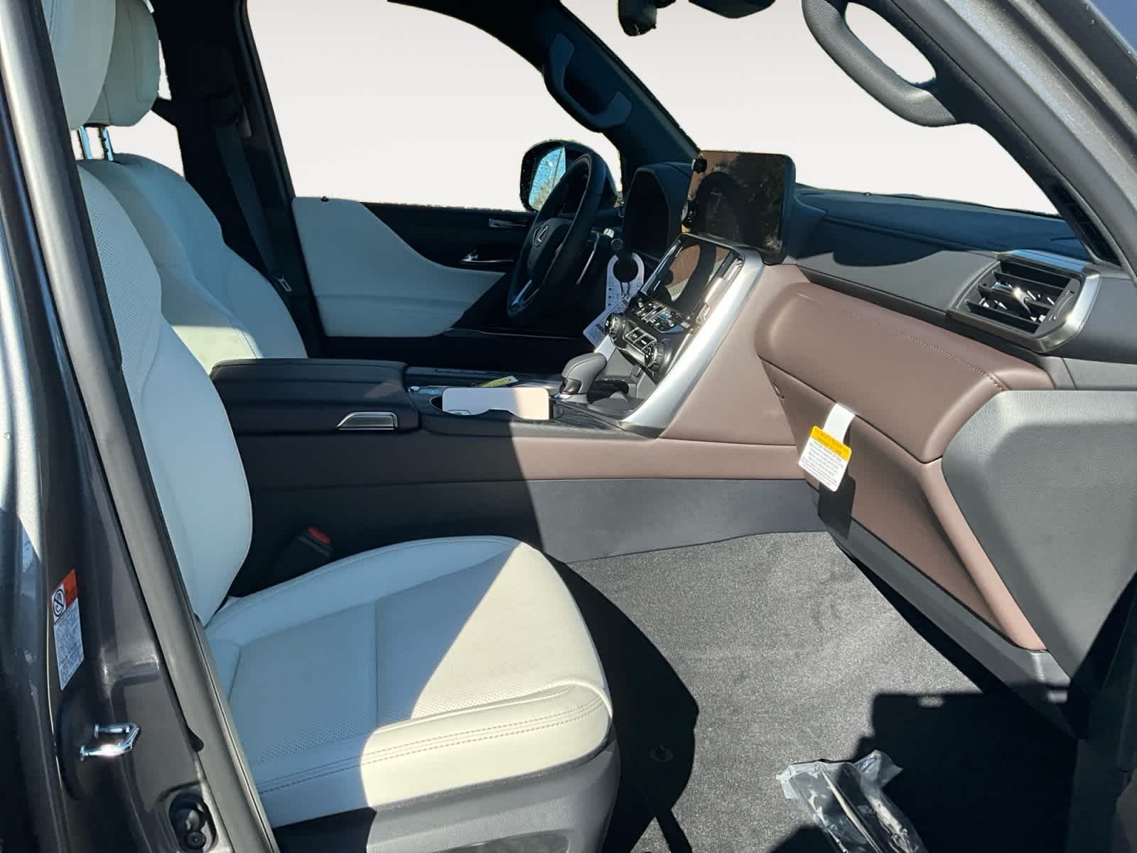 2025 Lexus LX HYBRID LX 700h LUXURY