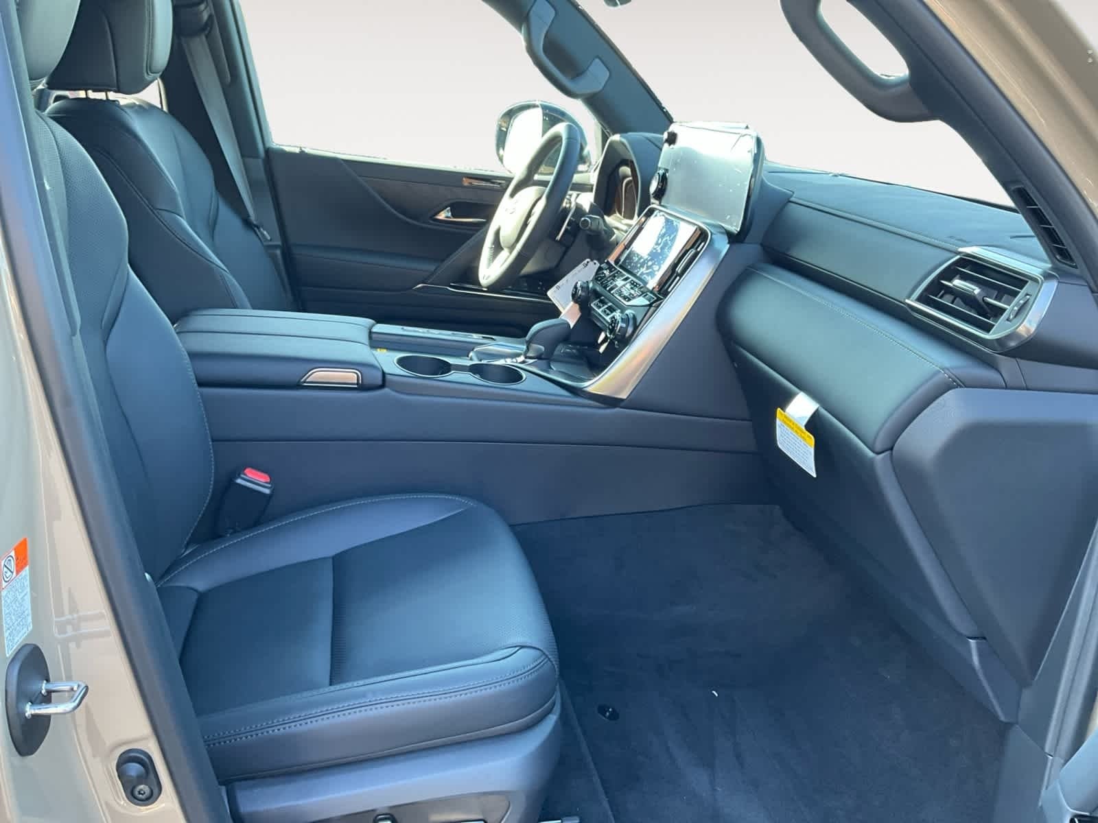 2025 Lexus LX HYBRID LX 700h OVERTRAIL