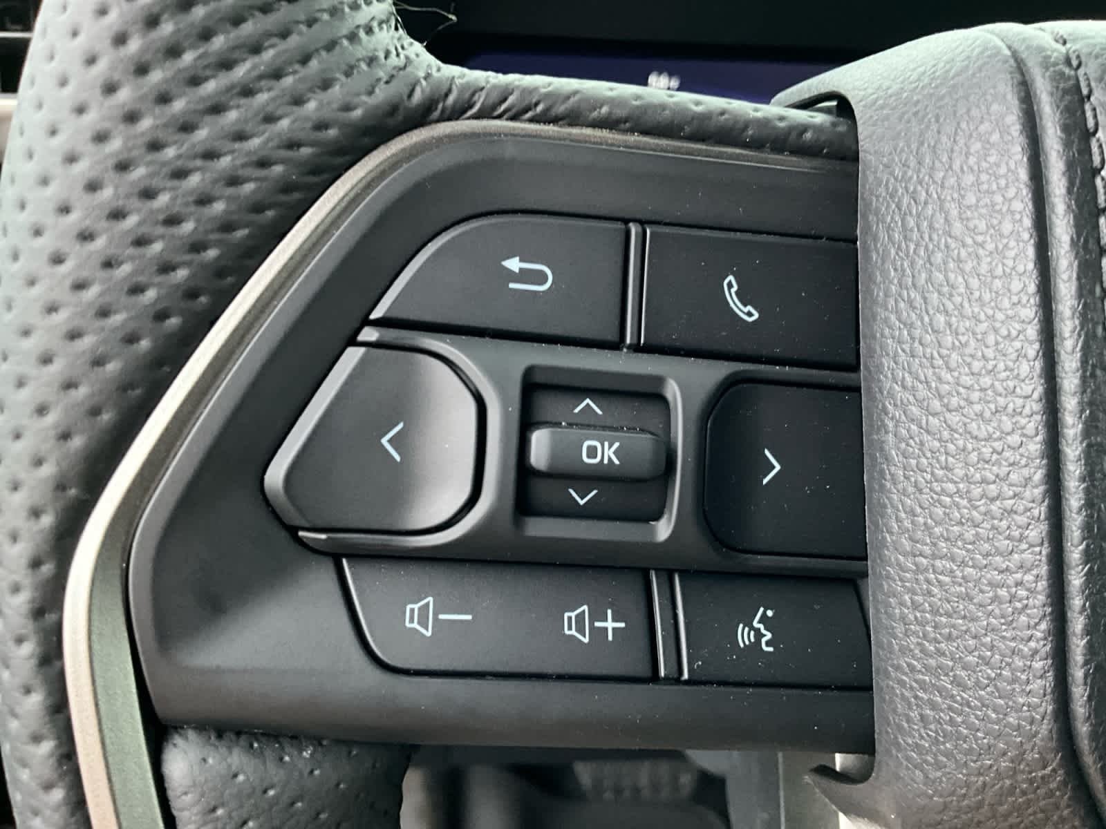 2026 Toyota Tacoma i-FORCE MAX Tacoma Trailhunter