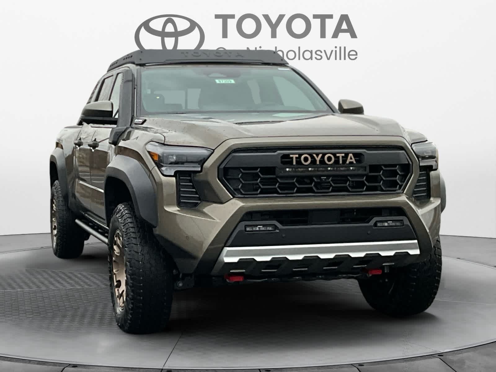 2026 Toyota Tacoma i-FORCE MAX Tacoma Trailhunter