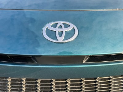 2026 Toyota Camry SE AWD