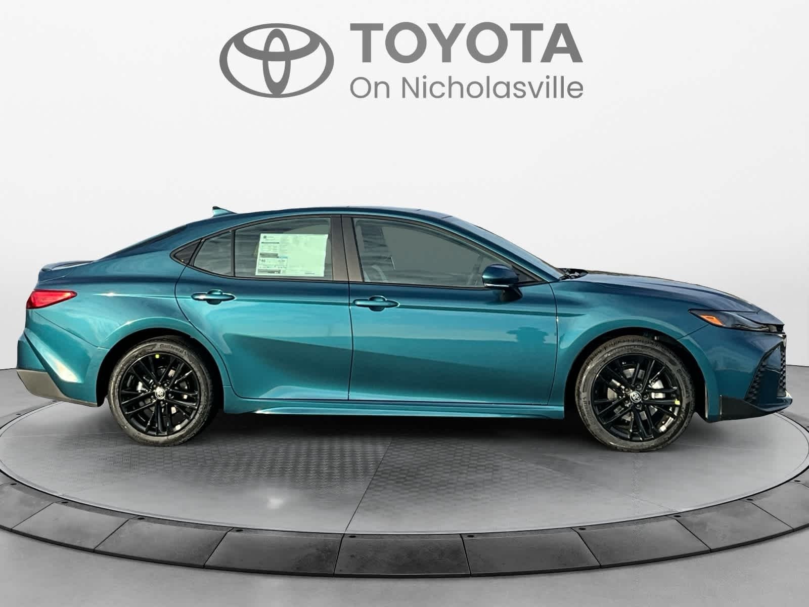 2026 Toyota Camry SE AWD