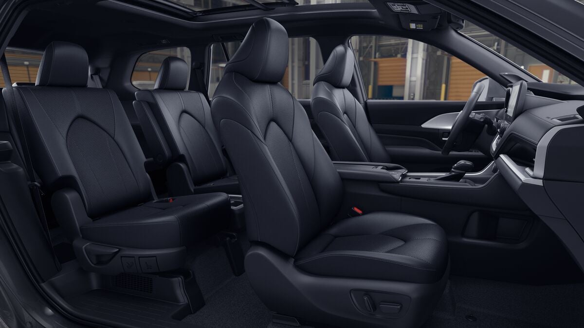 2026 Toyota Grand Highlander Hybrid Nightshade