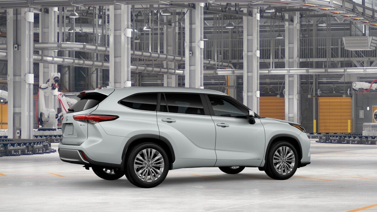 2026 Toyota Highlander Hybrid Platinum
