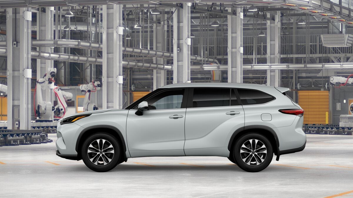 2026 Toyota Highlander XLE