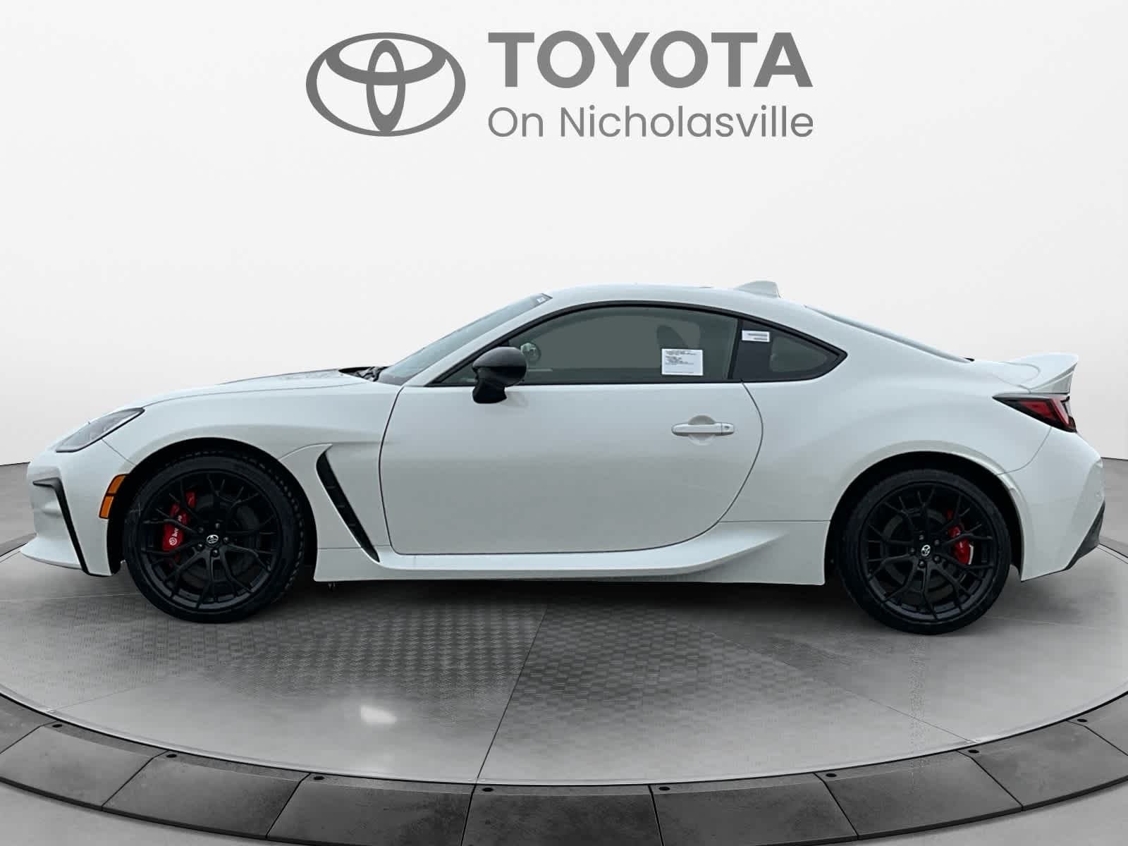 2025 Toyota GR86 Premium AT