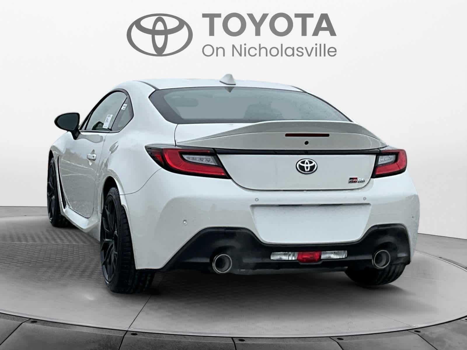 2025 Toyota GR86 Premium AT