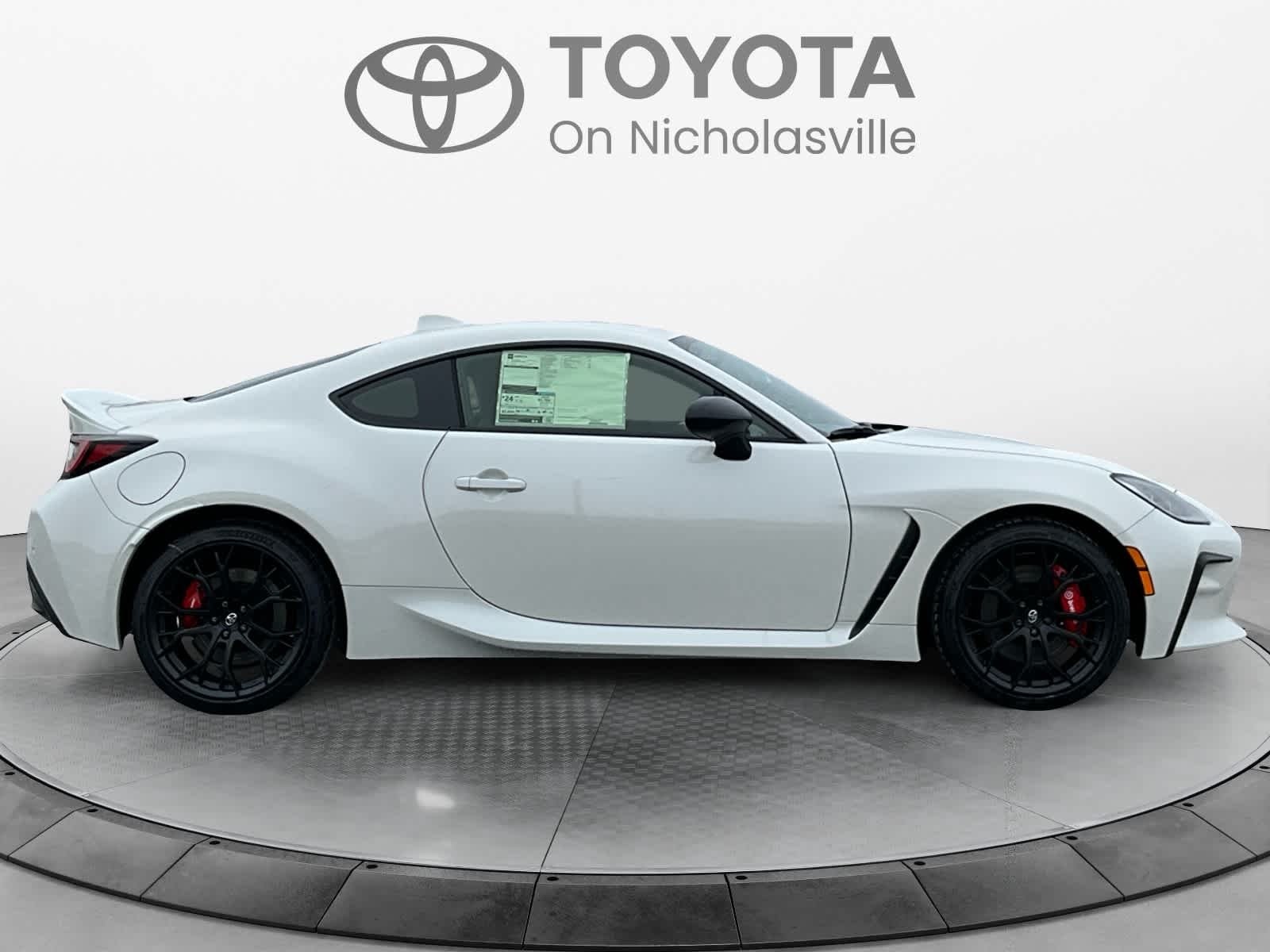 2025 Toyota GR86 Premium AT