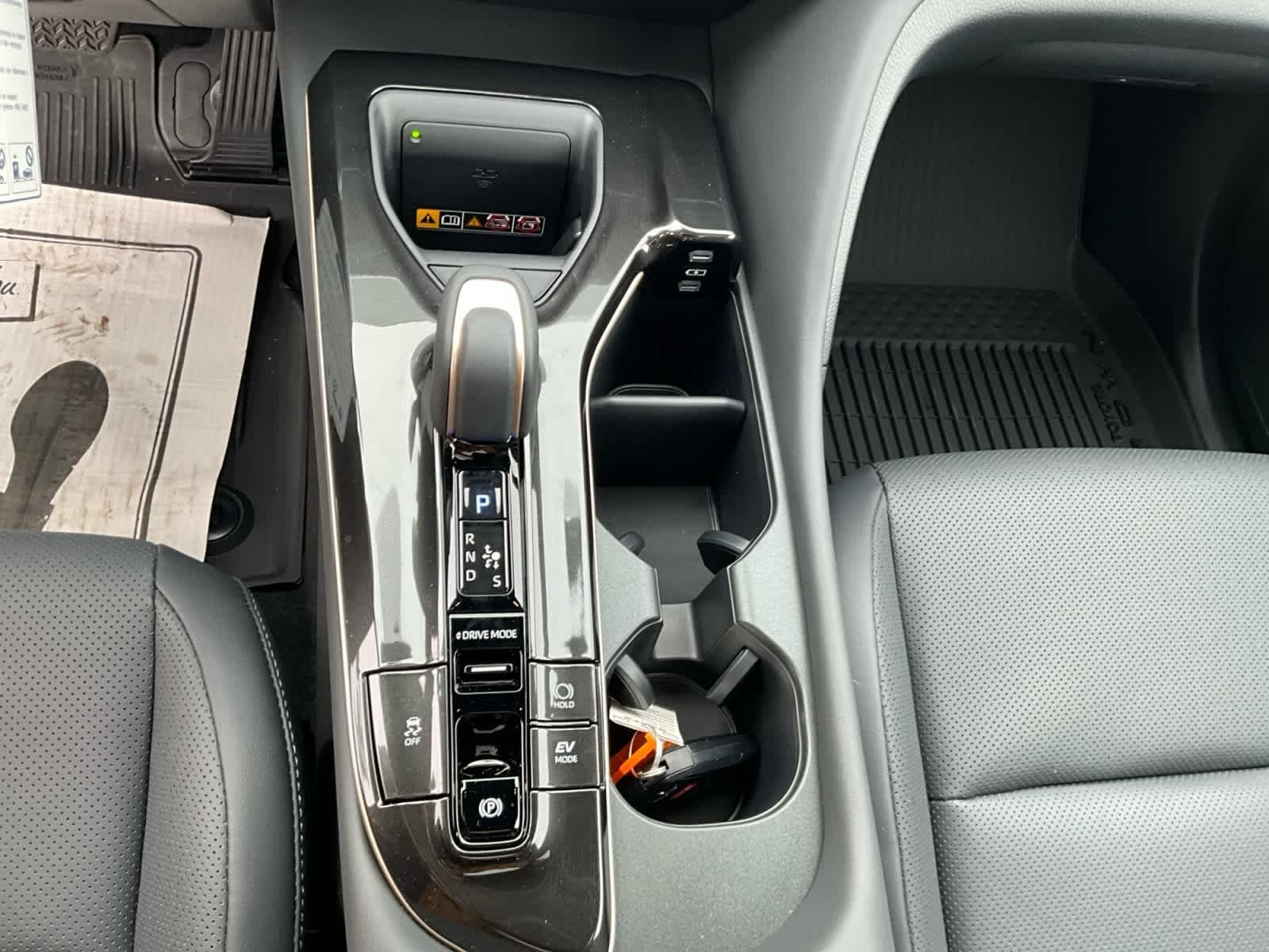 2025 Toyota Toyota Crown Signia Limited