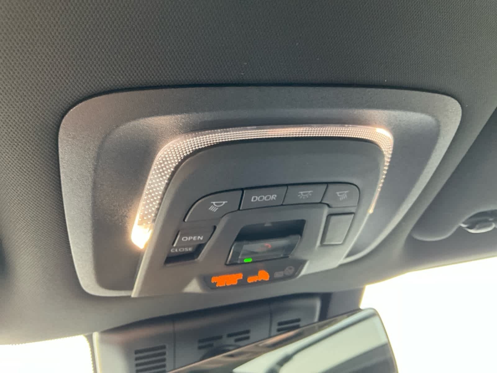 2025 Toyota Toyota Crown Signia Limited