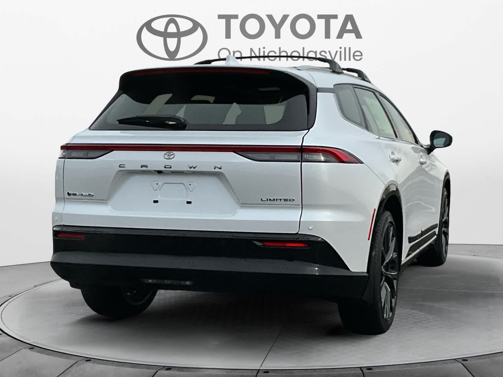 2025 Toyota Toyota Crown Signia Limited