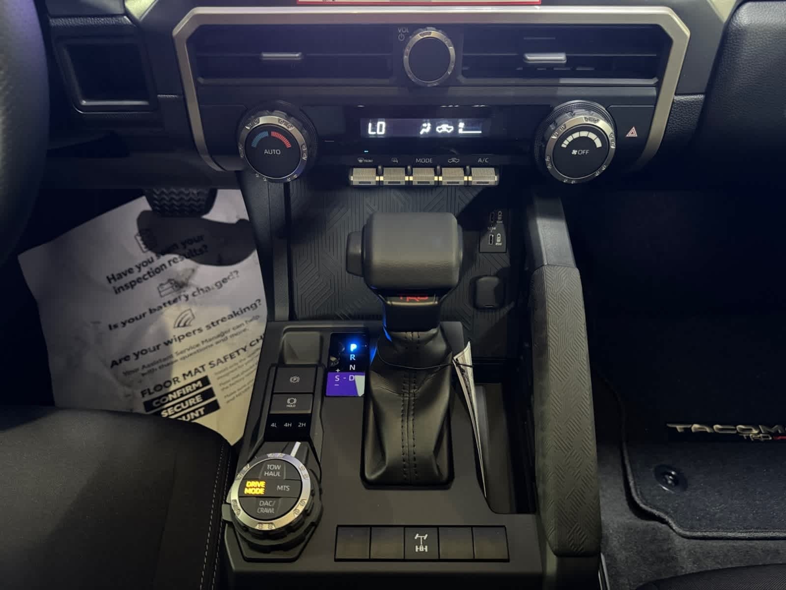 2025 Toyota Tacoma i-FORCE MAX Tacoma TRD Off-Road