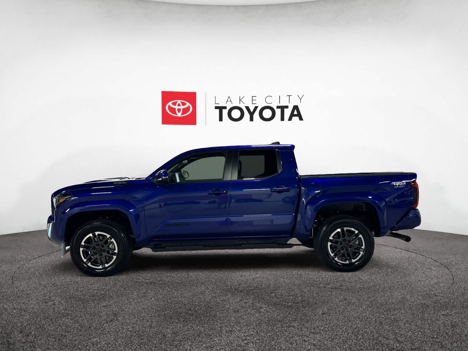 2025 Toyota Tacoma i-FORCE MAX Tacoma TRD Sport