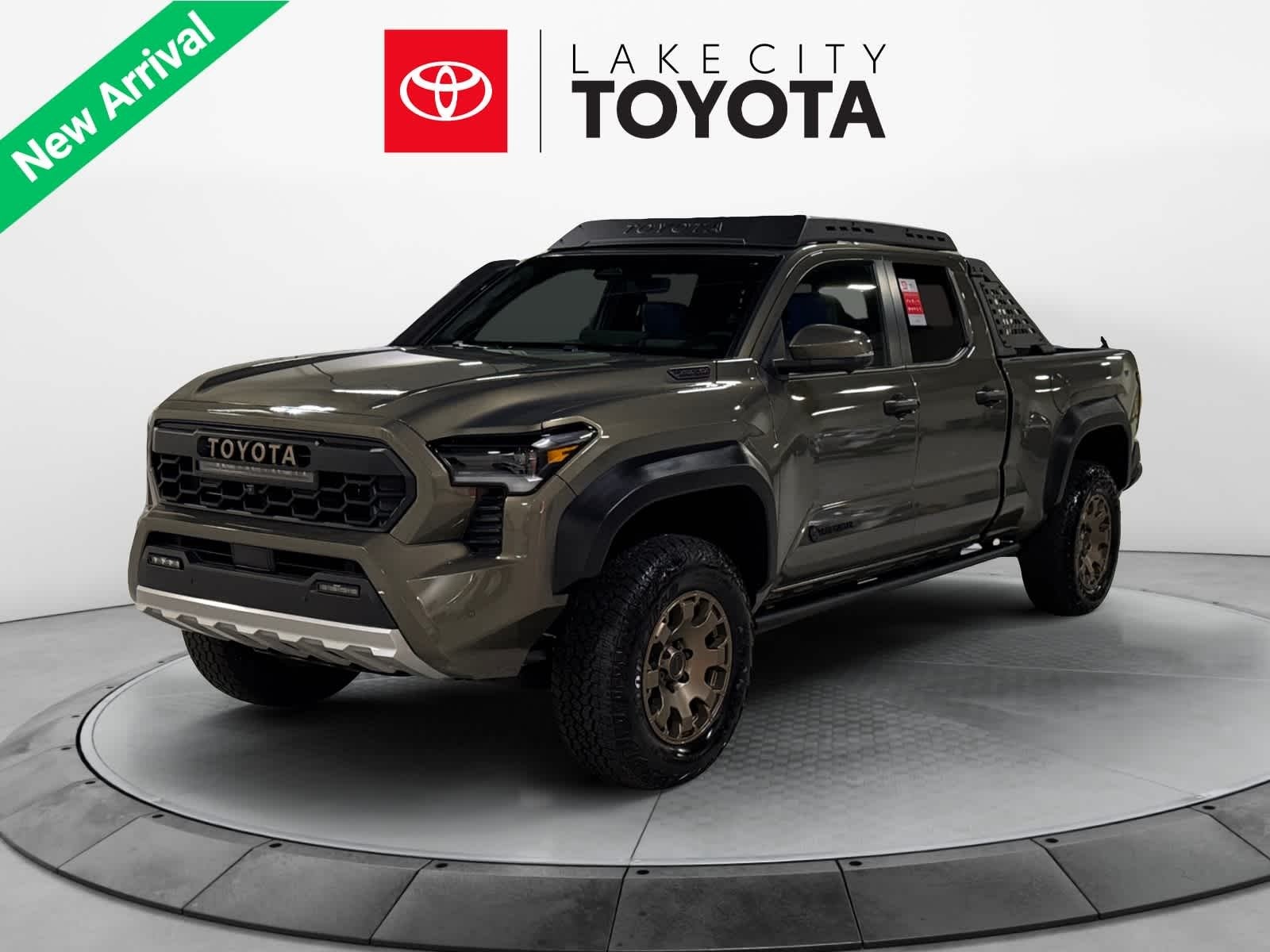 2024 Toyota Tacoma i-FORCE MAX Tacoma Trailhunter