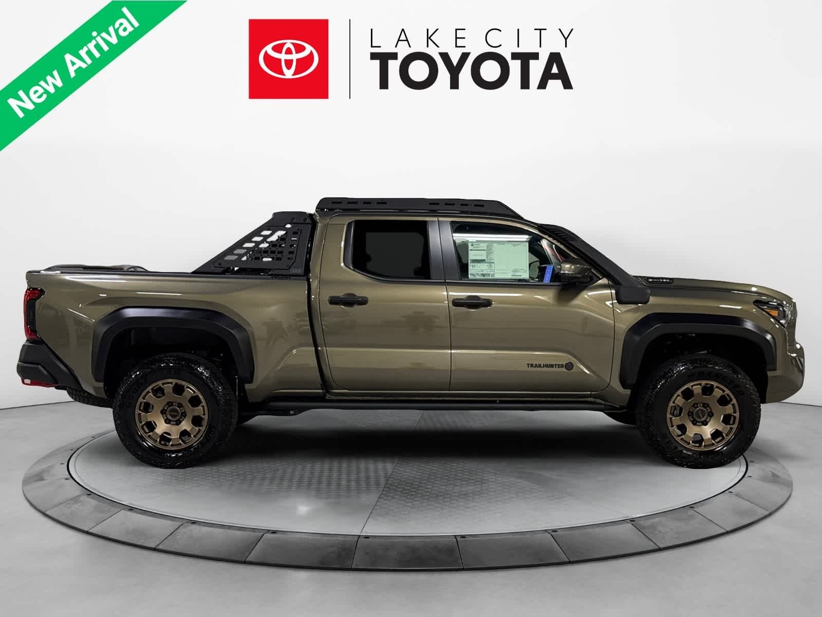2024 Toyota Tacoma i-FORCE MAX Tacoma Trailhunter