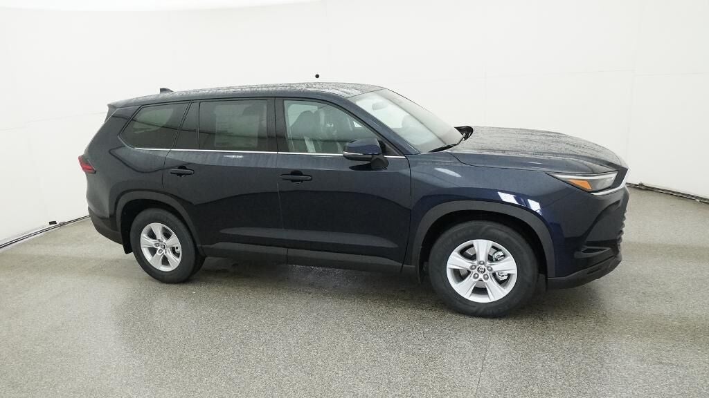 2026 Toyota Grand Highlander LE