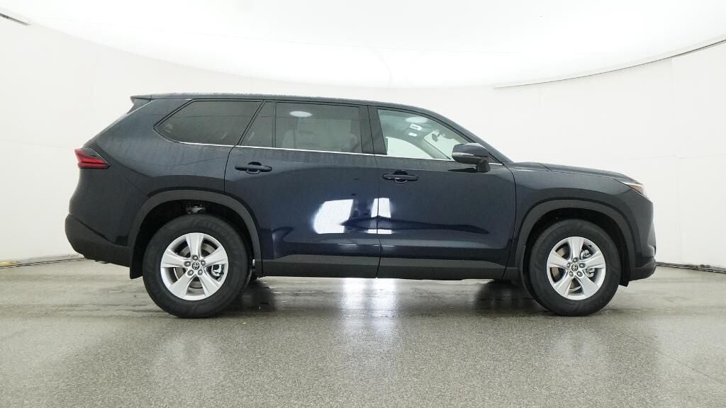 2026 Toyota Grand Highlander LE