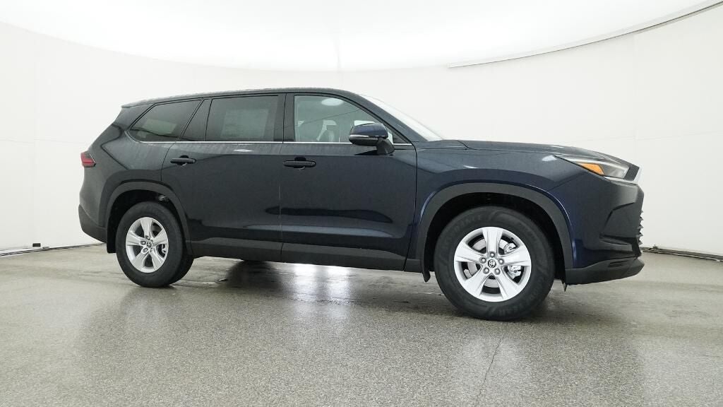 2026 Toyota Grand Highlander LE