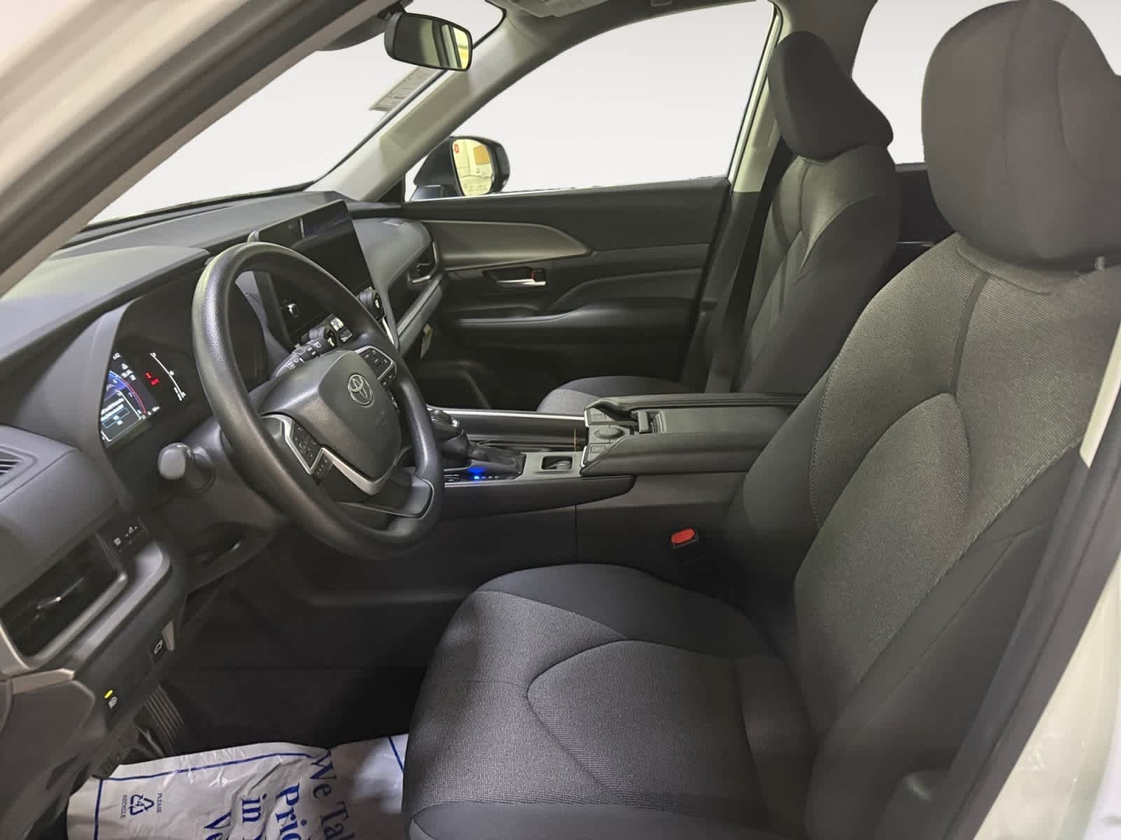 2025 Toyota Grand Highlander LE