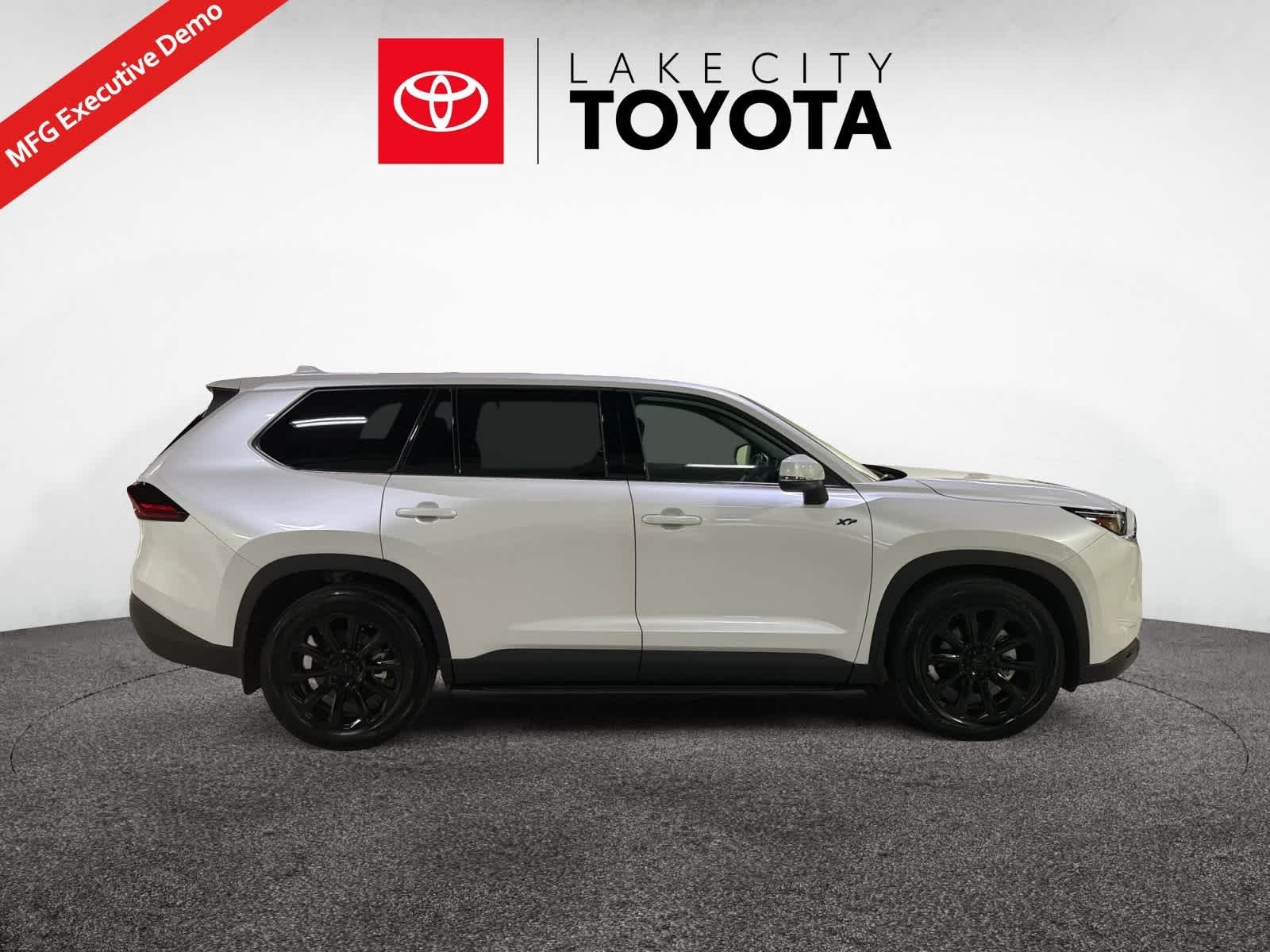 2025 Toyota Grand Highlander LE