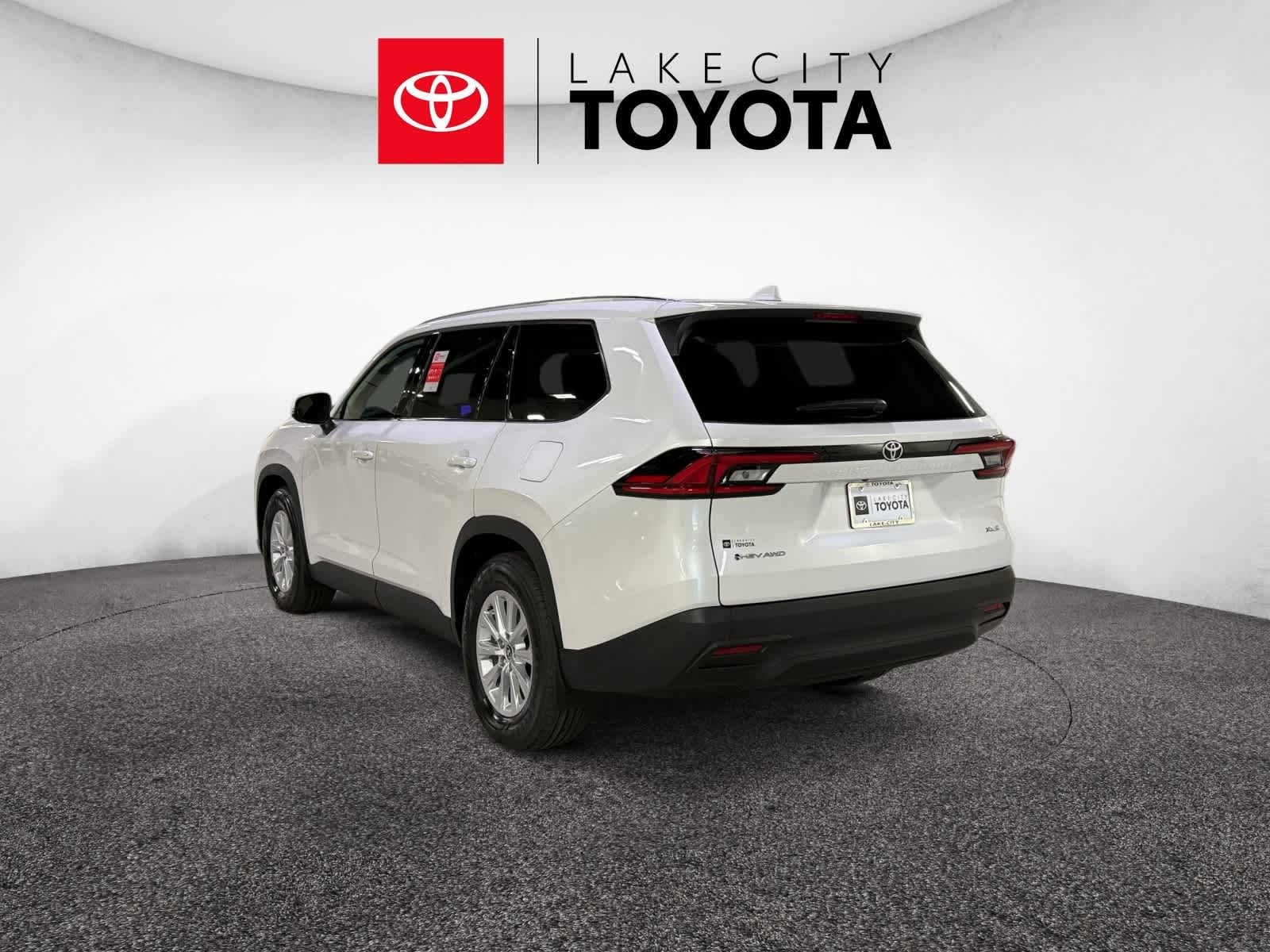 2026 Toyota Grand Highlander Hybrid XLE