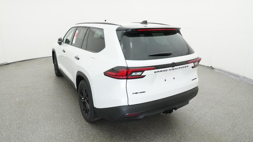 2026 Toyota Grand Highlander Hybrid Nightshade