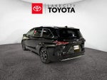 2025 Toyota Sienna Platinum