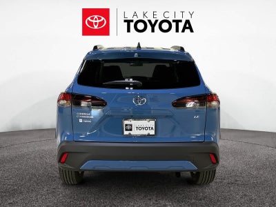 2026 Toyota Corolla Cross LE