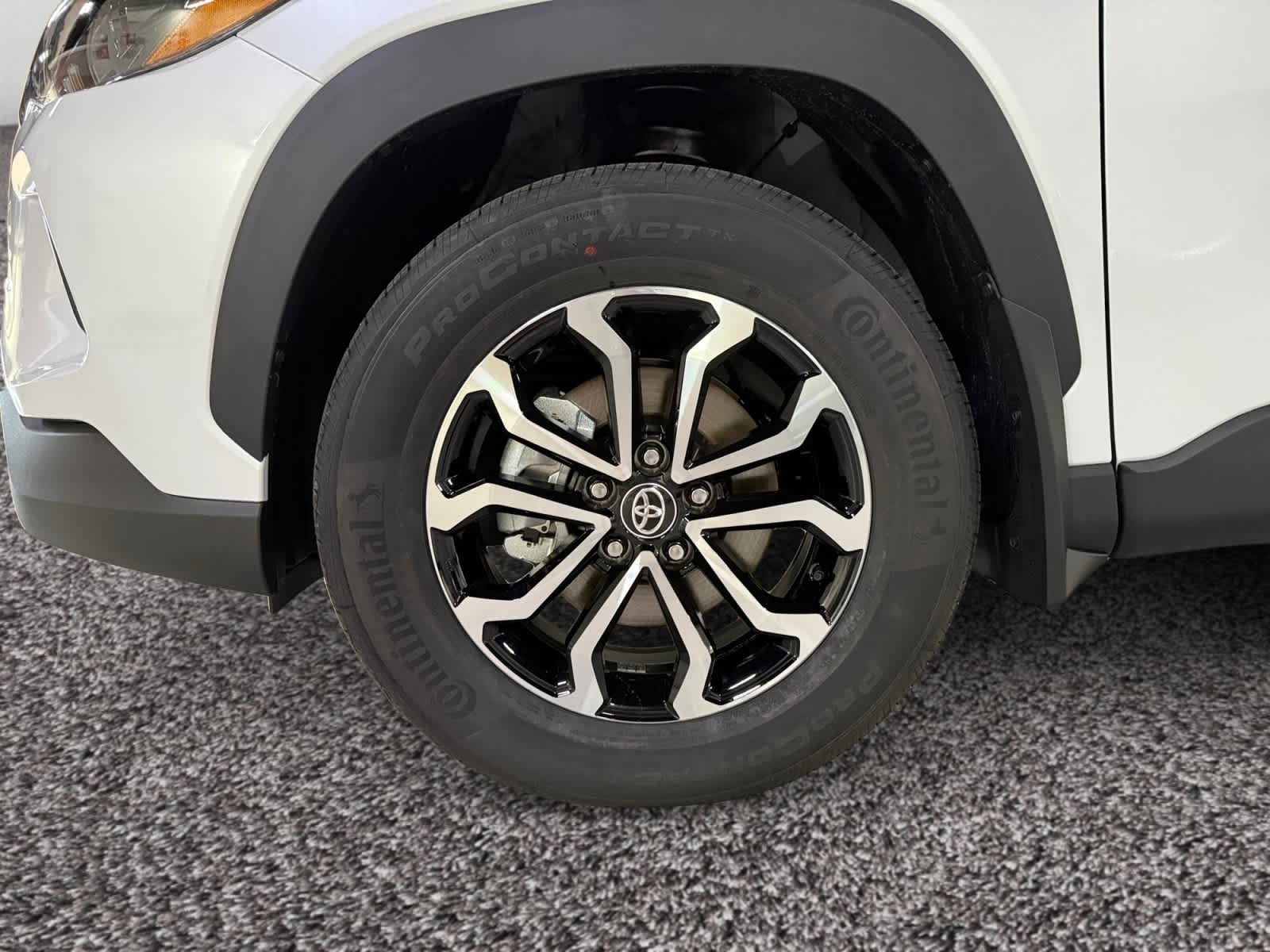 2026 Toyota Corolla Cross Hybrid SE